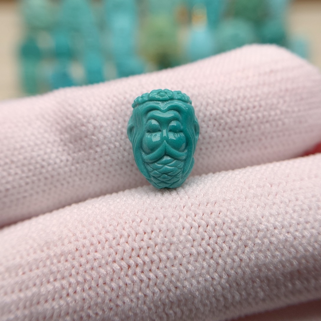 绿松石配饰未镶嵌