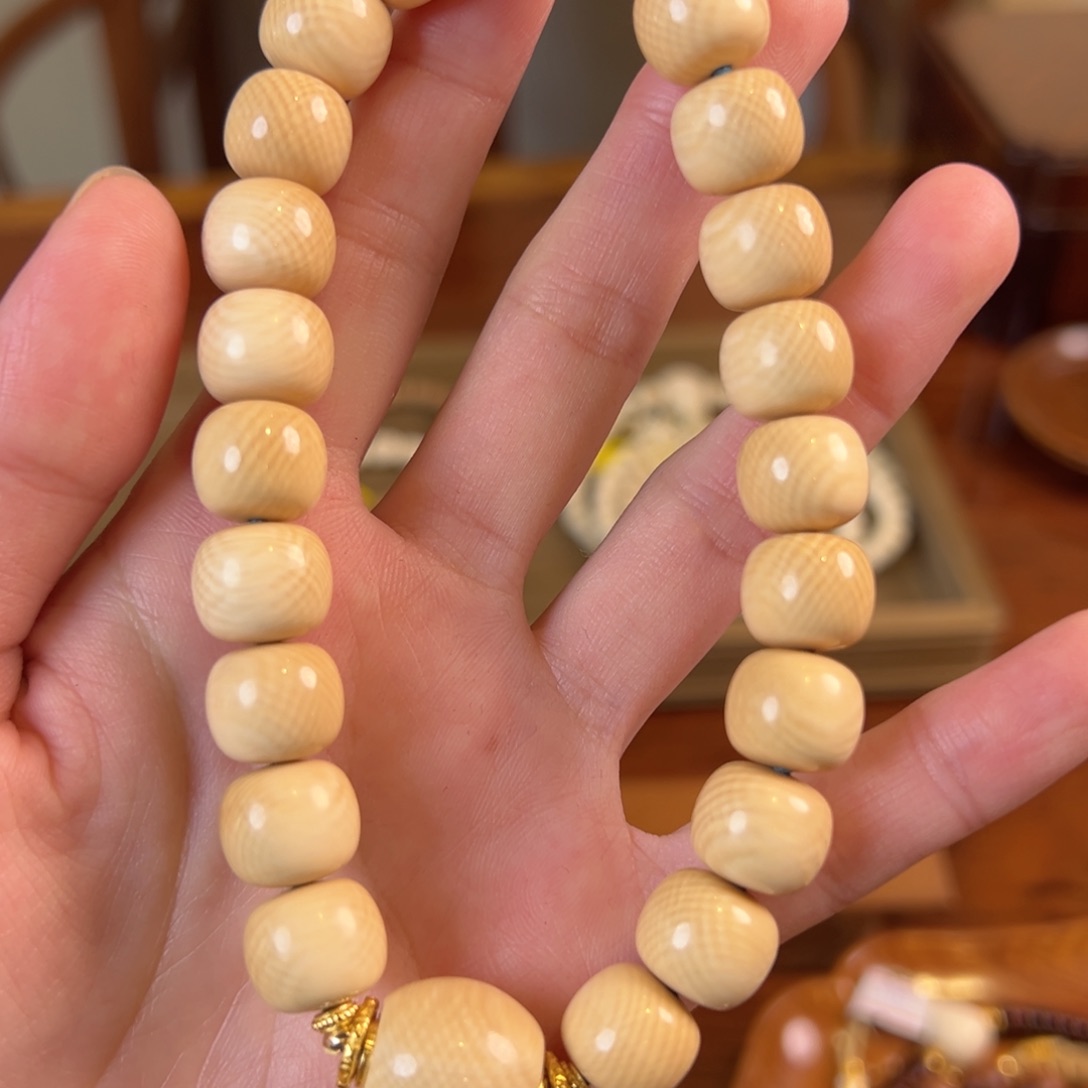 铁***真乌木类成套家具猛犸手持