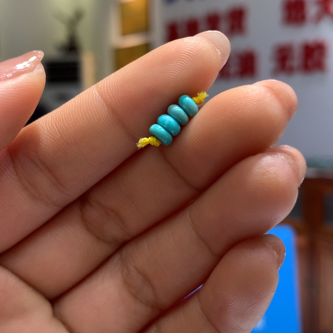 绿松石配饰未镶嵌