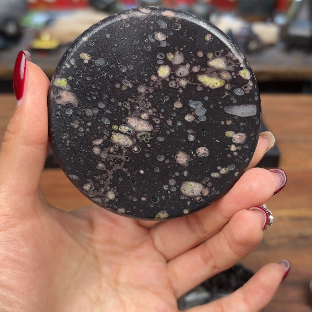 康能美玉瓷安山玉