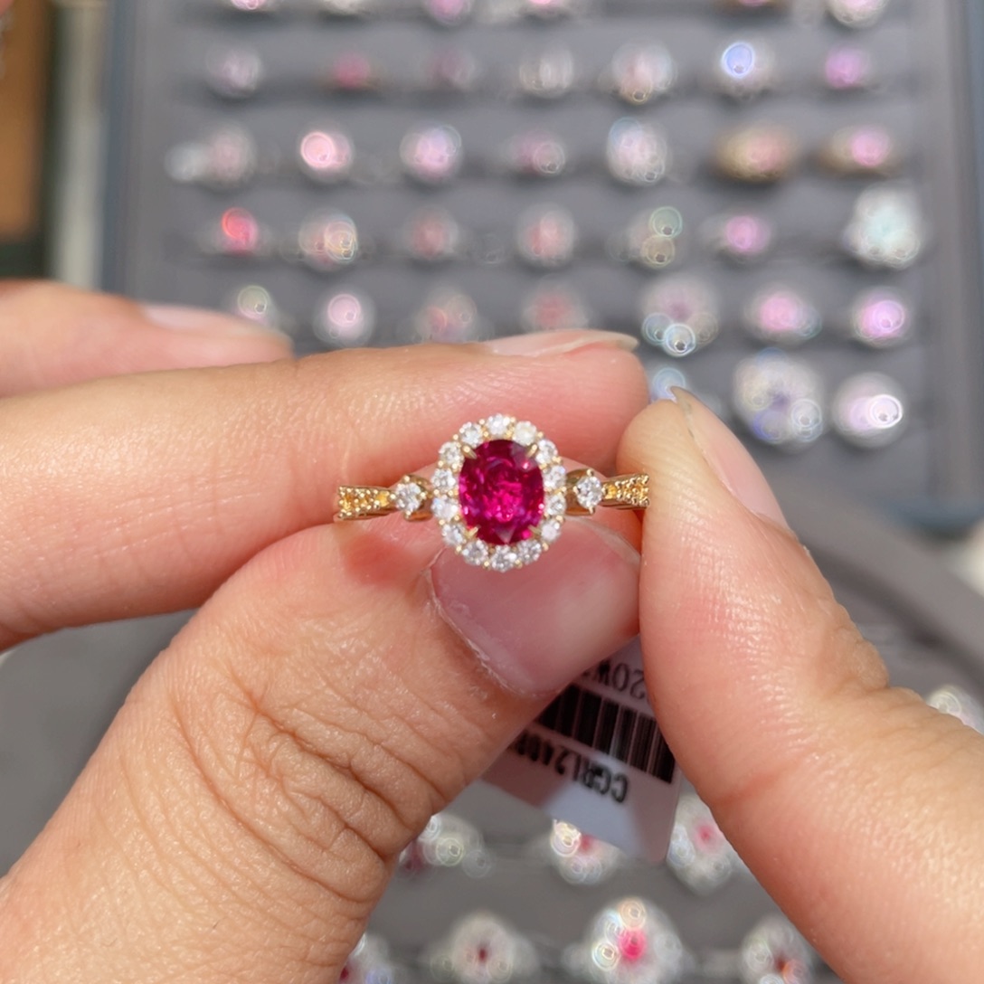 彩色蓝宝石裸石未镶嵌0.73ct 无烧鸽血