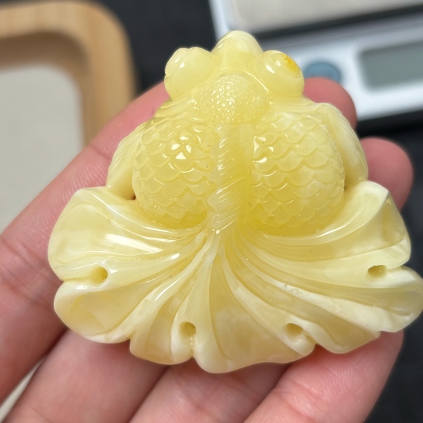 天然原矿琥珀蜜蜡小鱼，超过七天不退不换