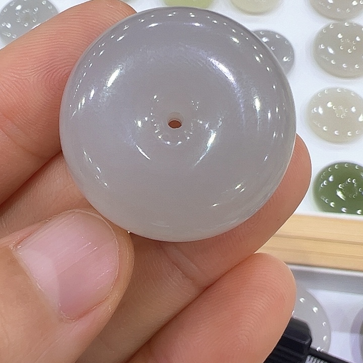 麦***穗颈饰未镶嵌和田玉颜色多样性发货拍一发一