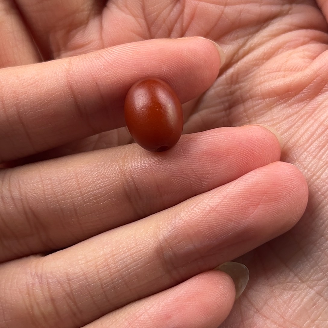 人***渡蜜蜡未镶嵌颈饰老蜜蜡