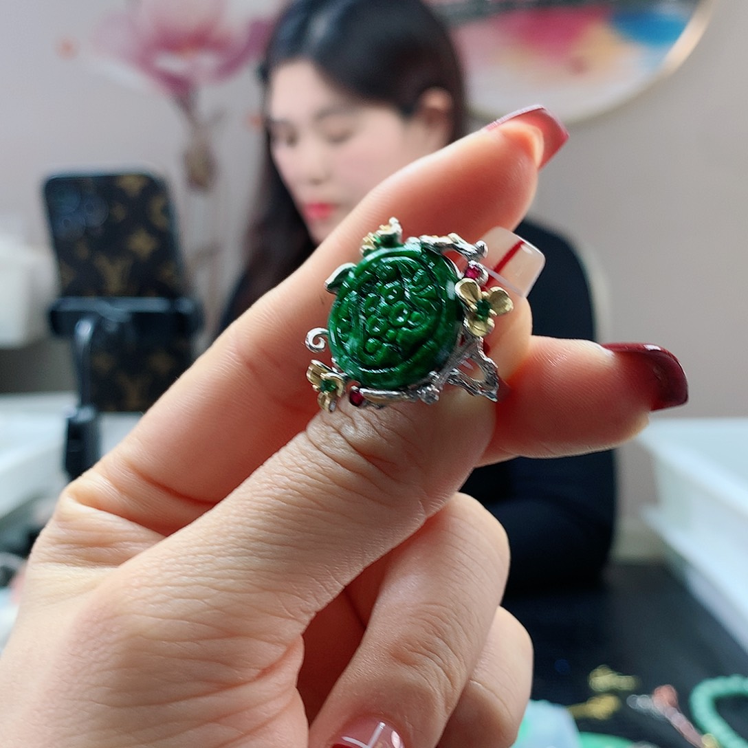 【闪购商品】翡翠戒圈银S925镶嵌，