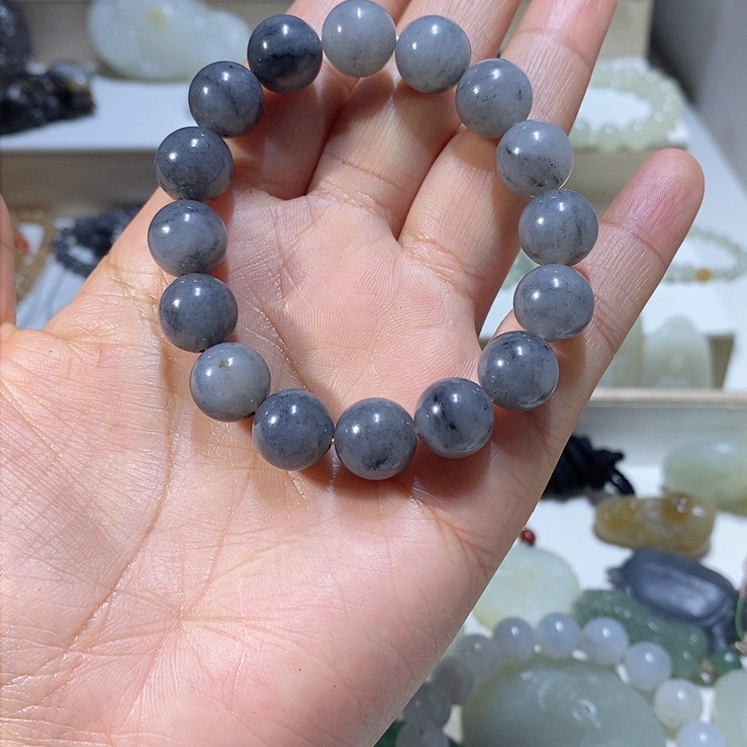 和田玉挂件未镶嵌杨****甲