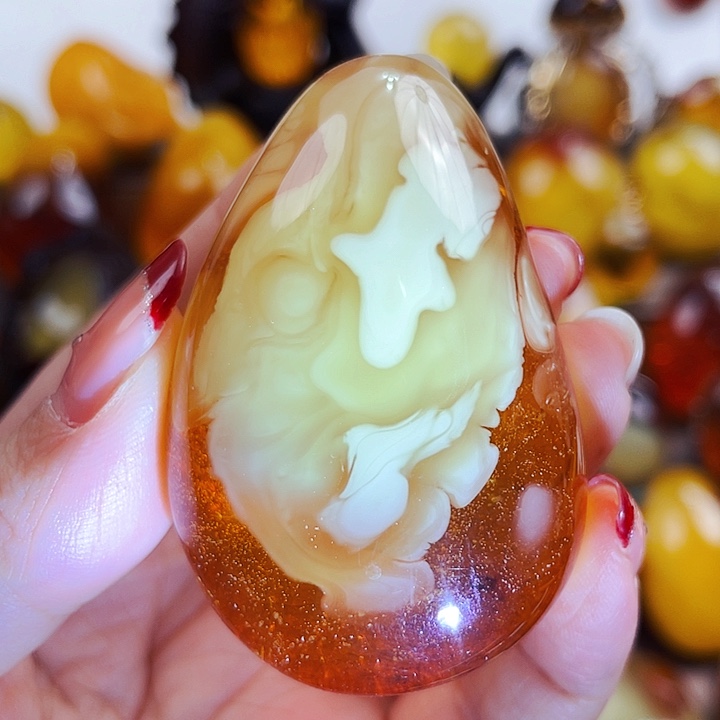 琥珀颈饰未镶嵌吊坠