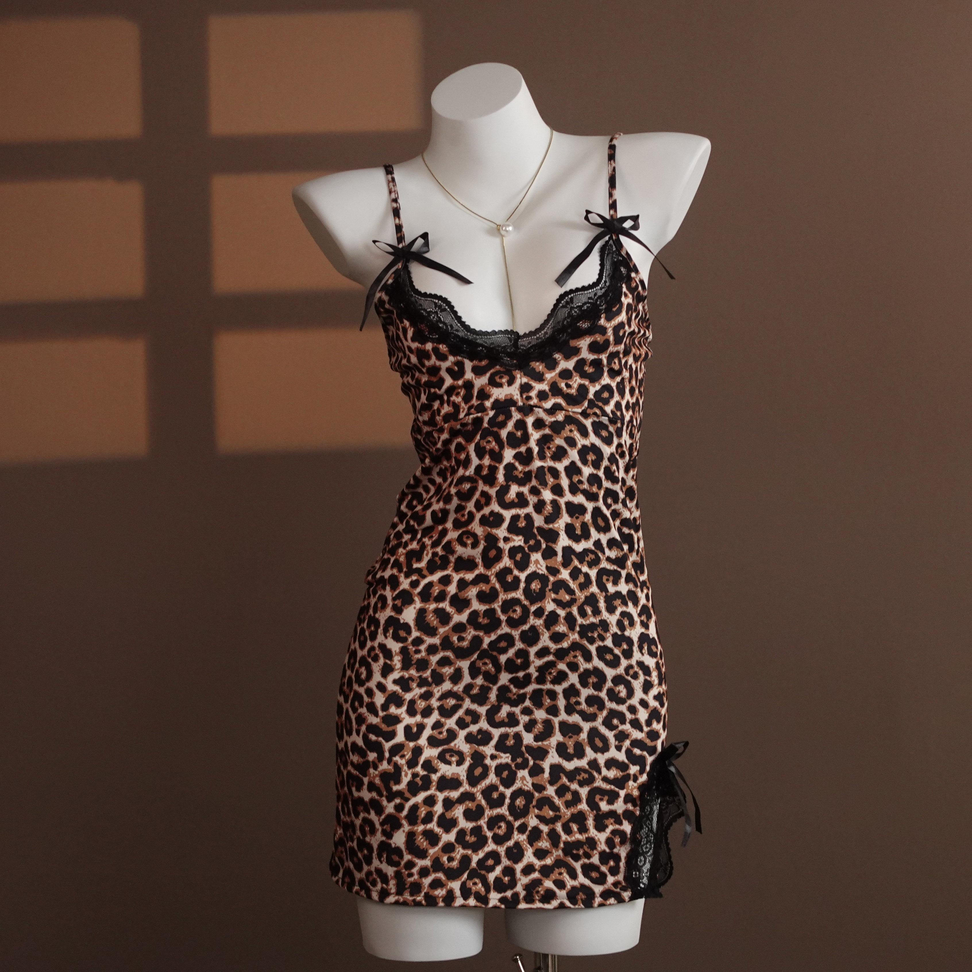 深吻【80-150斤】性感刺绣女士睡裙薄款法式时尚蕾丝优雅