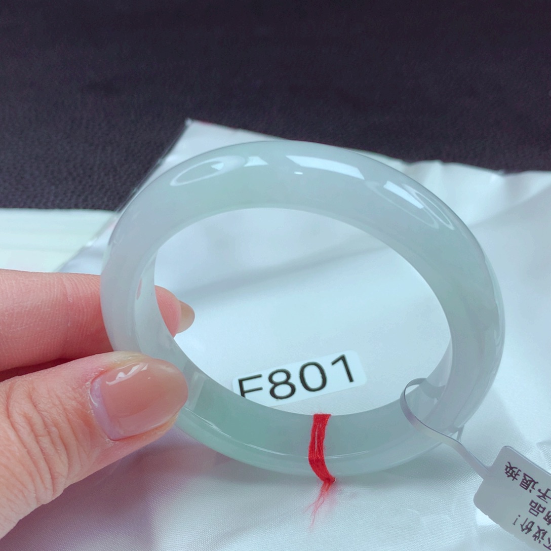 翡翠手镯未镶嵌手镯88