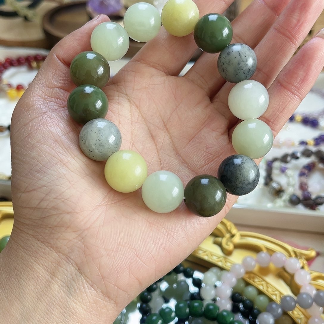 和田玉手链未镶嵌和田玉手链