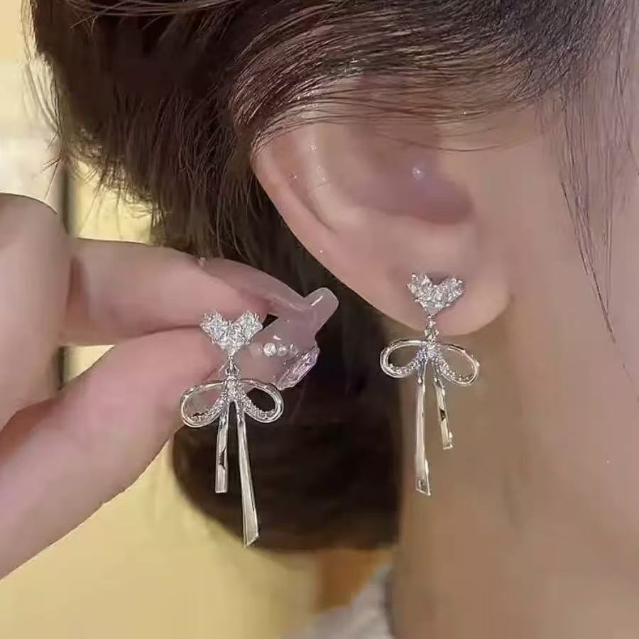 铜合金耳饰 蝴蝶结日韩女耳环雪花耳饰简约小众百搭设计感PT1859