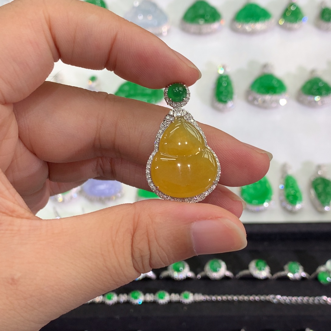 翡翠18K金镶嵌吊坠(不含链)吊坠