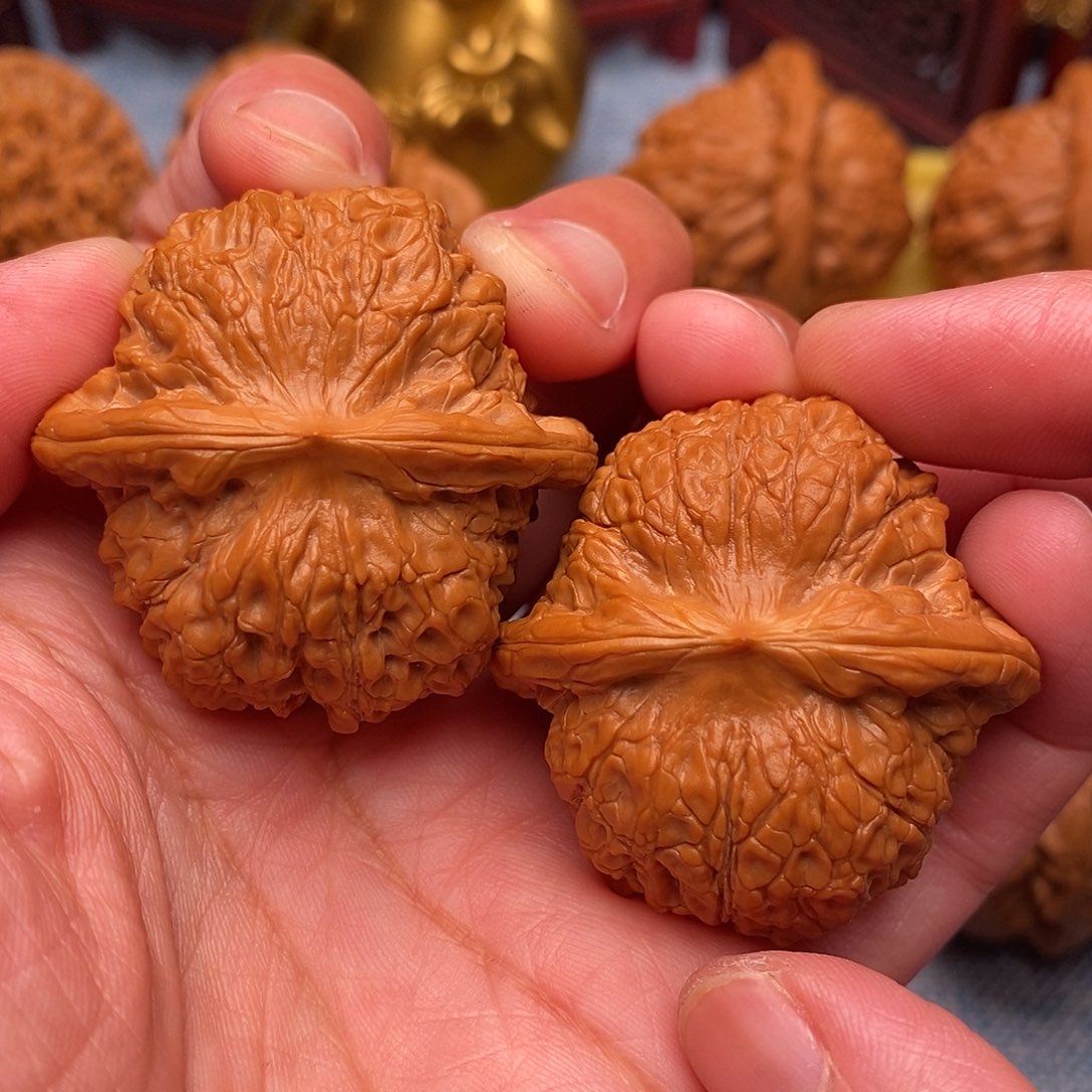 文玩核桃把件毕业精品血麒麟41尺