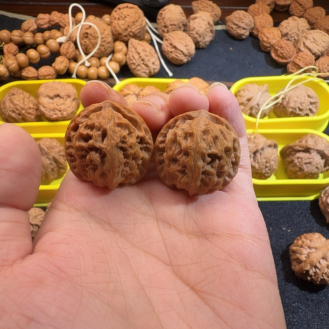 神***新吊坠文玩核桃苹果园