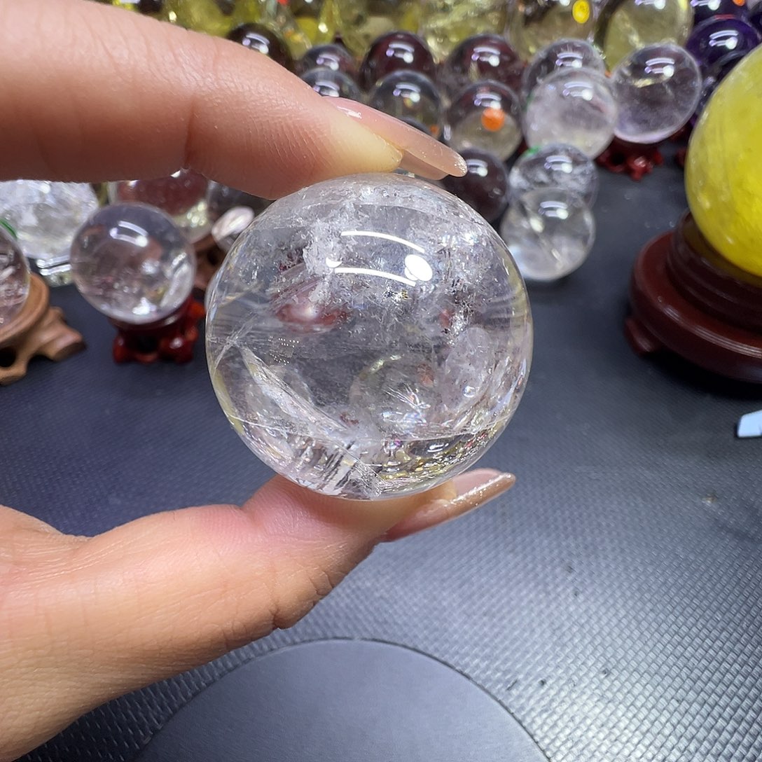 梦***儿珠宝半成品水晶未镶嵌3.9