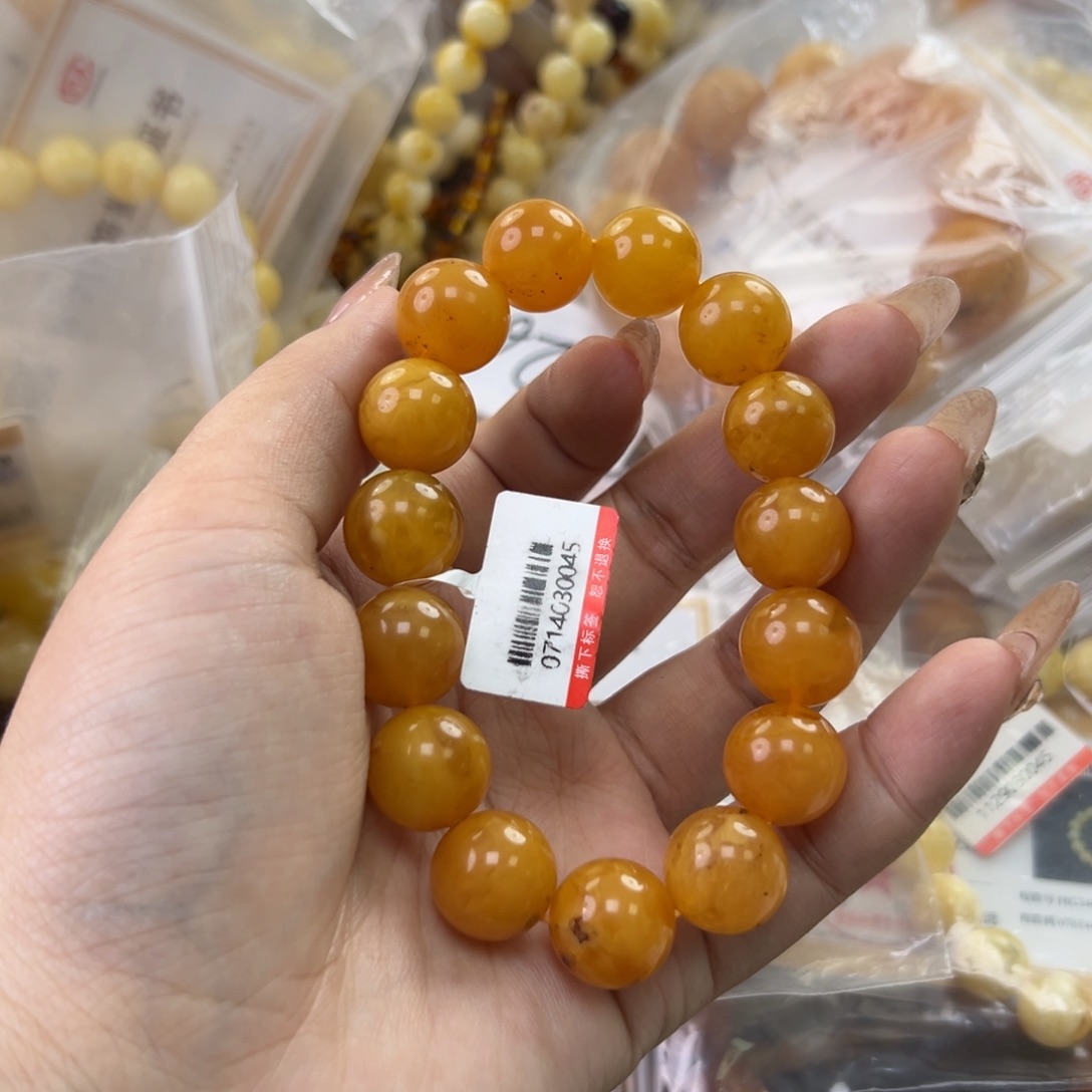 琥珀珠宝奇石未镶嵌