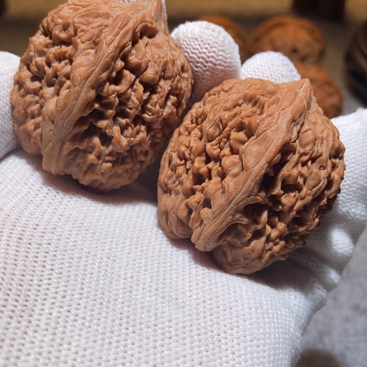 文玩核桃吊坠大蒜头36尺寸