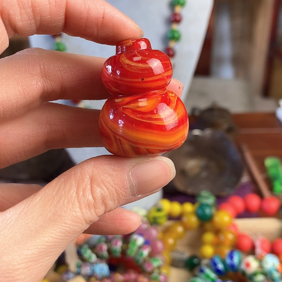 玻璃颈饰58988800000”p