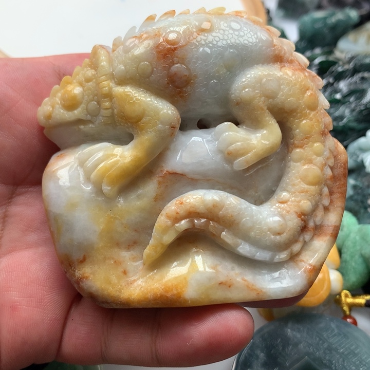 翡翠颈饰未镶嵌保真天然A货翡翠