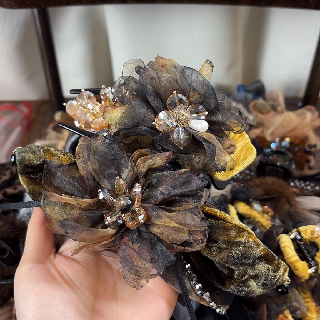 布艺铁合金发圈和铲子