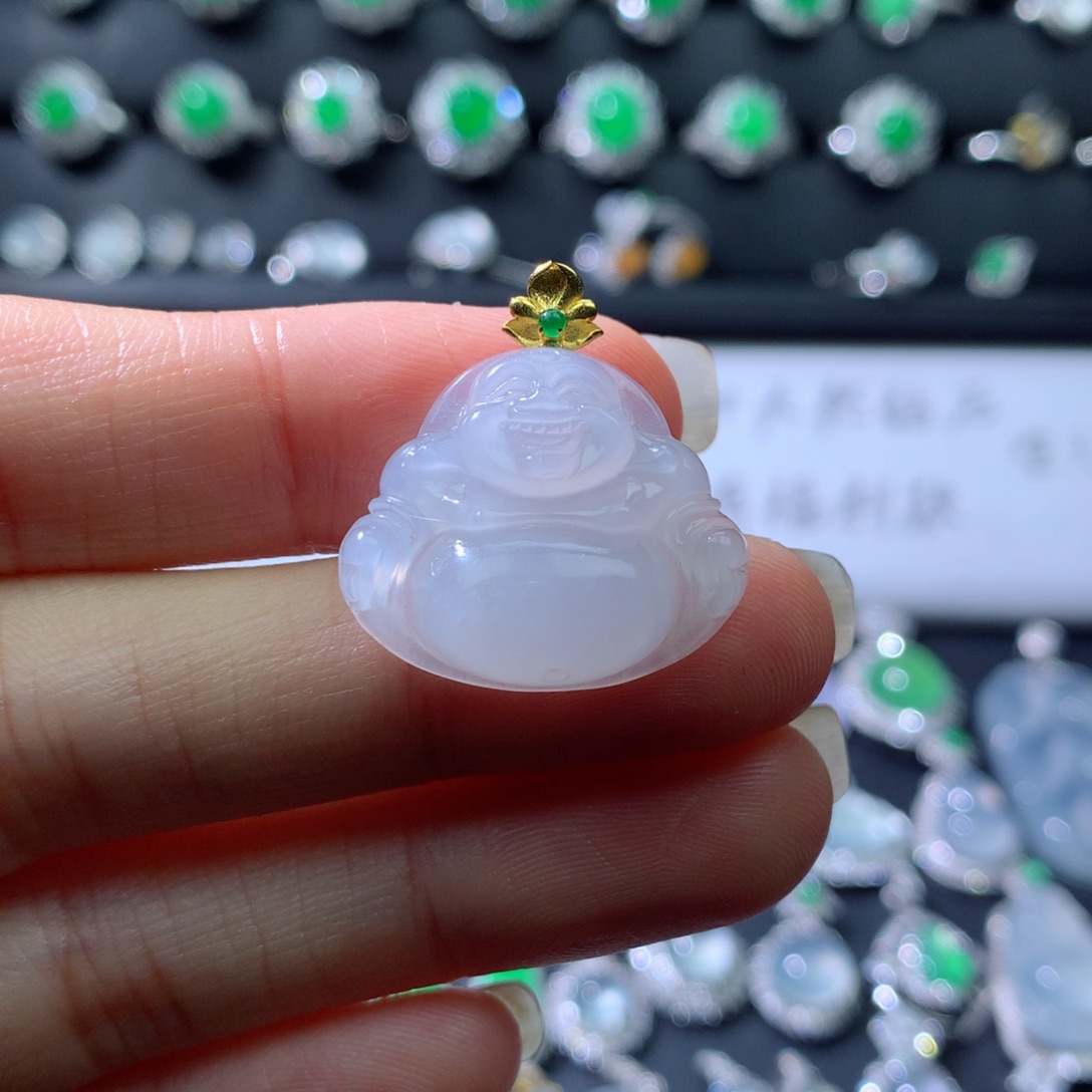 颈饰18K金镶嵌翡翠