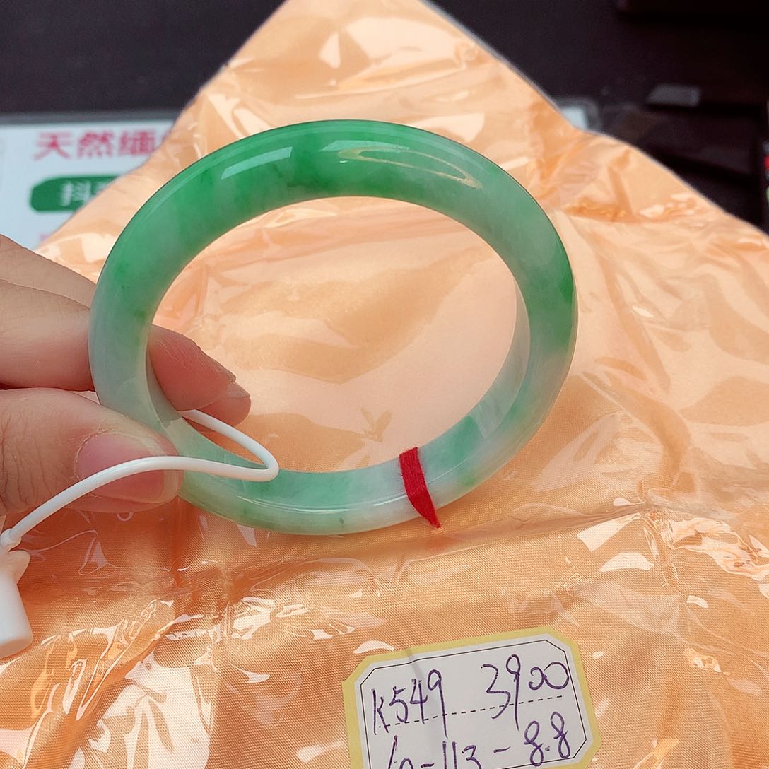 翡翠未镶嵌手镯缅甸翡翠