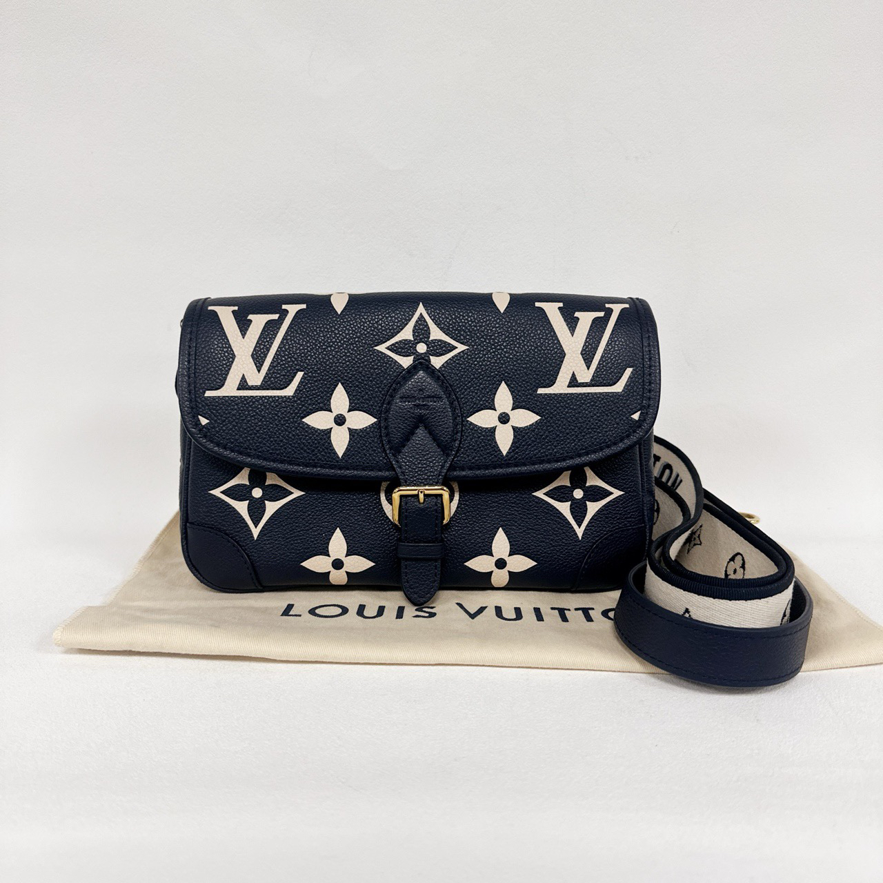 99新 LouisVuitton/路易威登 法棍包 墨蓝色 芯片款 0062