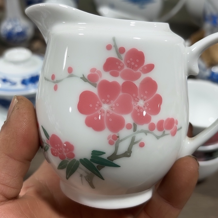 陶梅花手绘公道杯，公道杯300容量