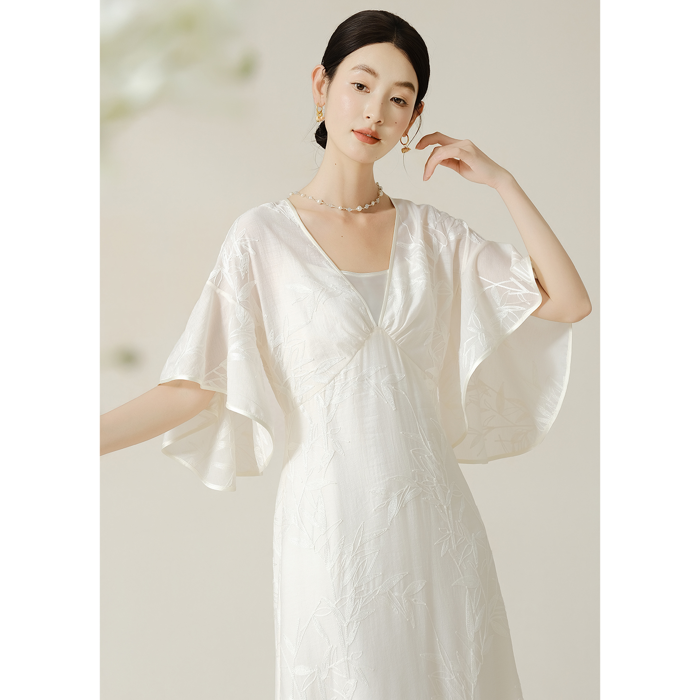 拾白素羽 醋酸立体提花轻国风新中式高腰显瘦慵懒连衣裙SU3715
