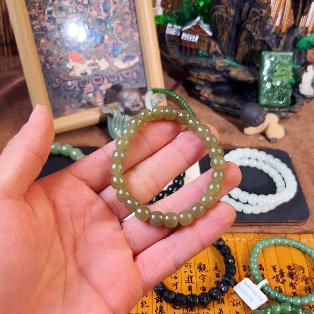 和田玉未镶嵌手链