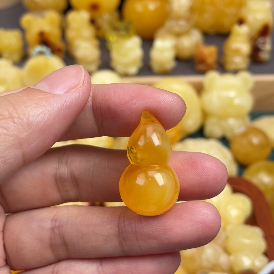 未镶嵌琥珀裸石蜜蜡