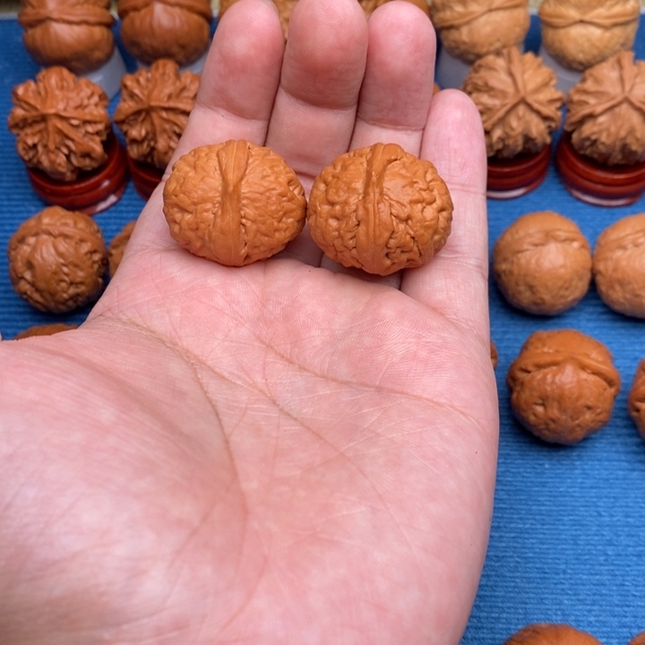 B***o文玩核桃把件麒麟磨盘