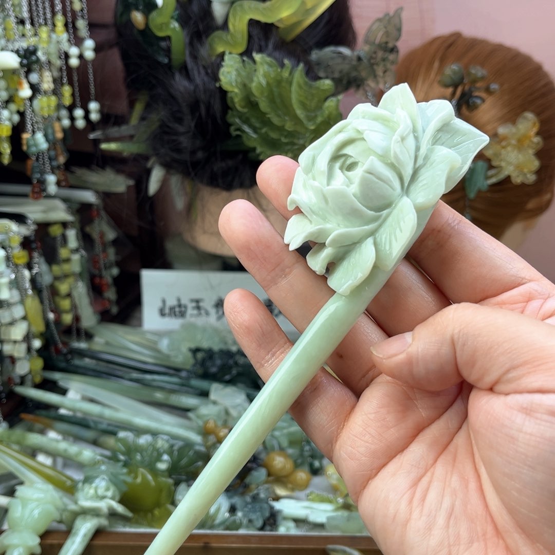 蛇纹石玉发饰未镶嵌默认微瑕岫玉发簪