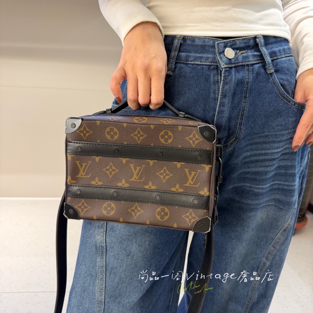 99新 LouisVuitton/路易威登 尚品一阁/Soft Trunk 老花软盒子包
