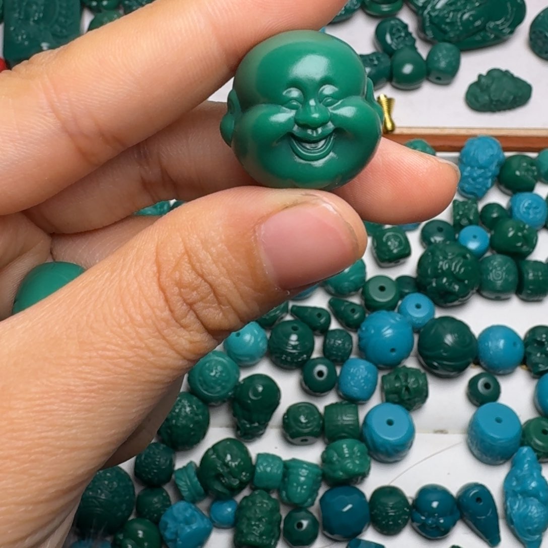 琉璃颈饰云*科技松配饰