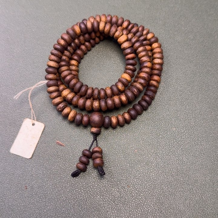 沉香手串小*海南原母树绿棋虫漏老料25克