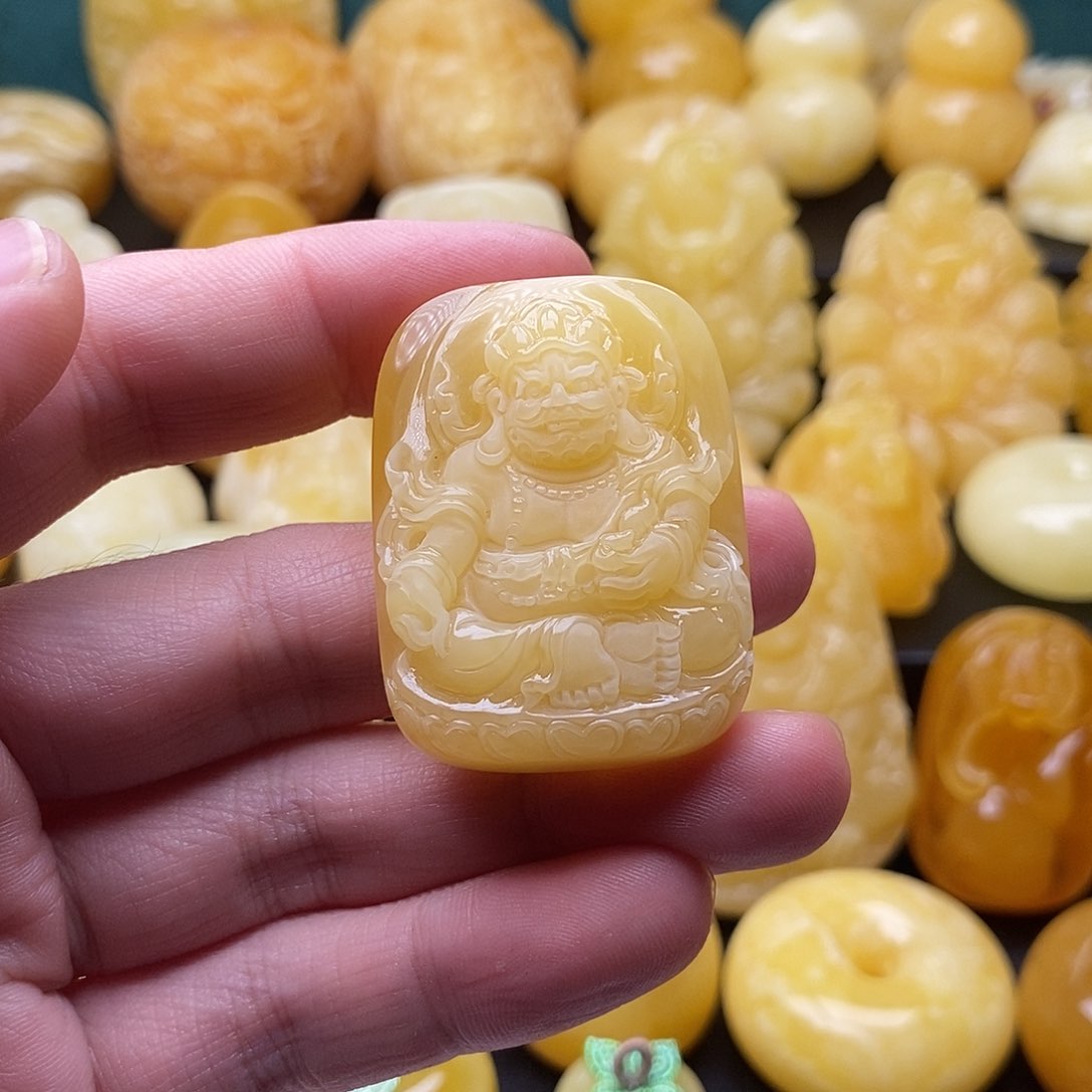 琥珀颈饰未镶嵌琥珀蜜蜡吊坠