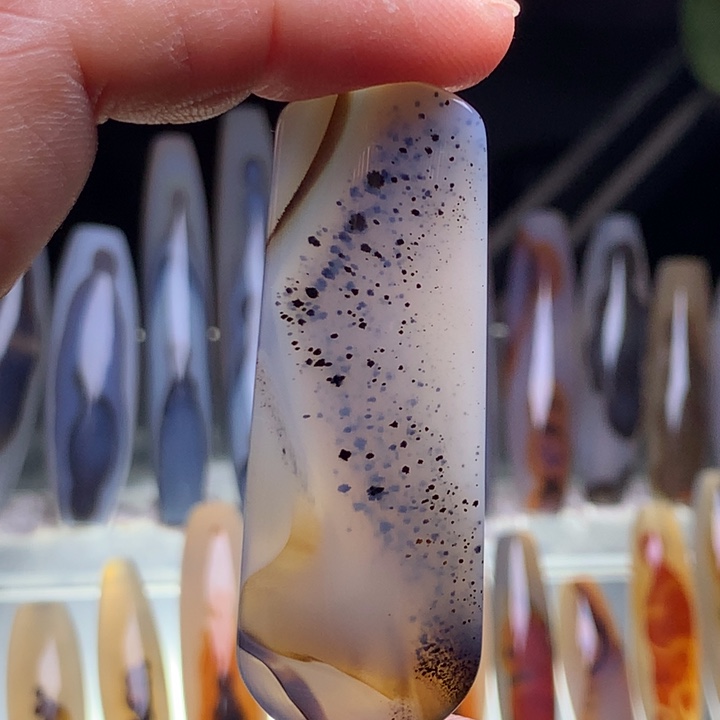 玛瑙/玉髓颈饰未镶嵌51