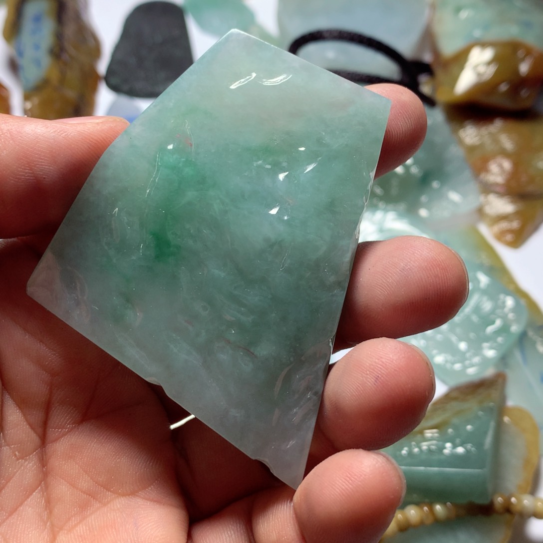 定制翡翠未镶嵌包工