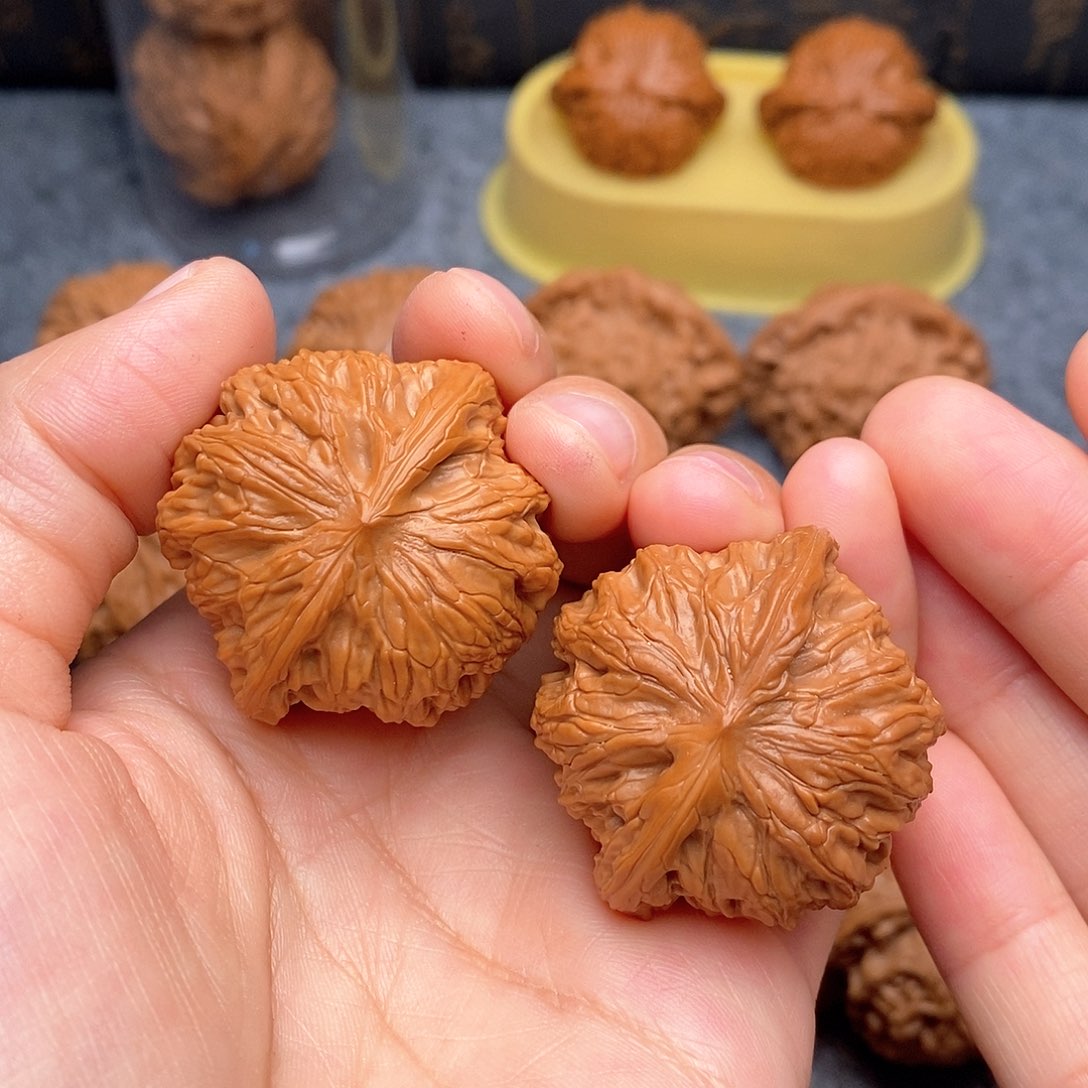 文玩核桃把件山地磨盘38尺精品