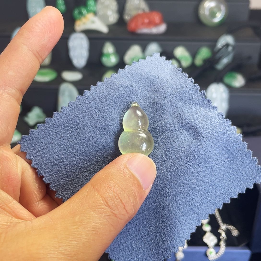 翡翠未镶嵌颈饰翡翠葫芦