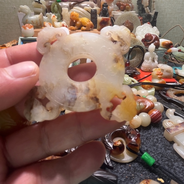 和田玉（糖玉）未镶嵌挂件