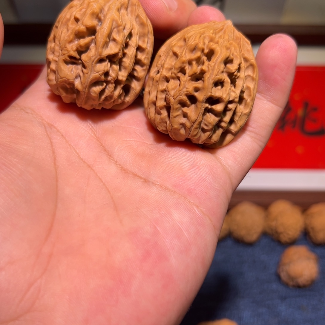 文玩核桃吊坠37全品平谷九龙筋，48克