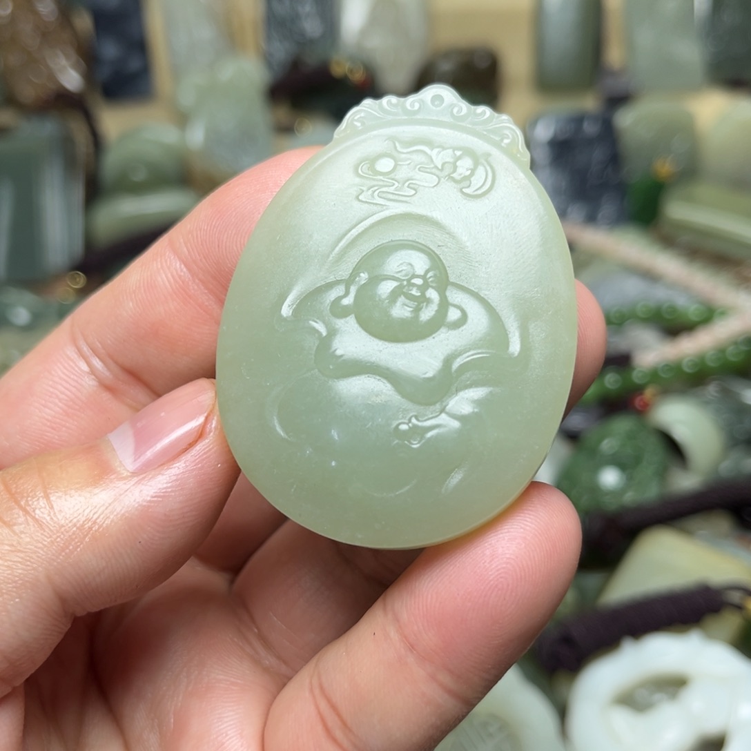 和田玉颈饰未镶嵌