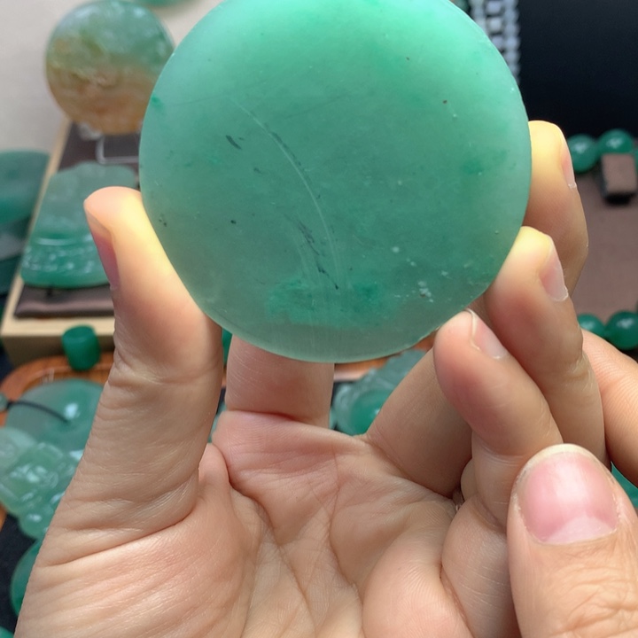 未镶嵌石英质玉珠宝半成品