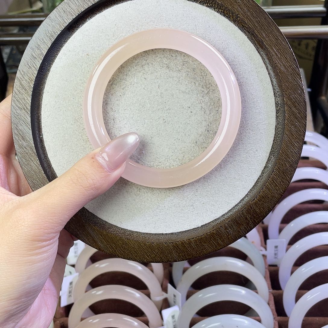 睽***吖玛瑙/玉髓未镶嵌手镯