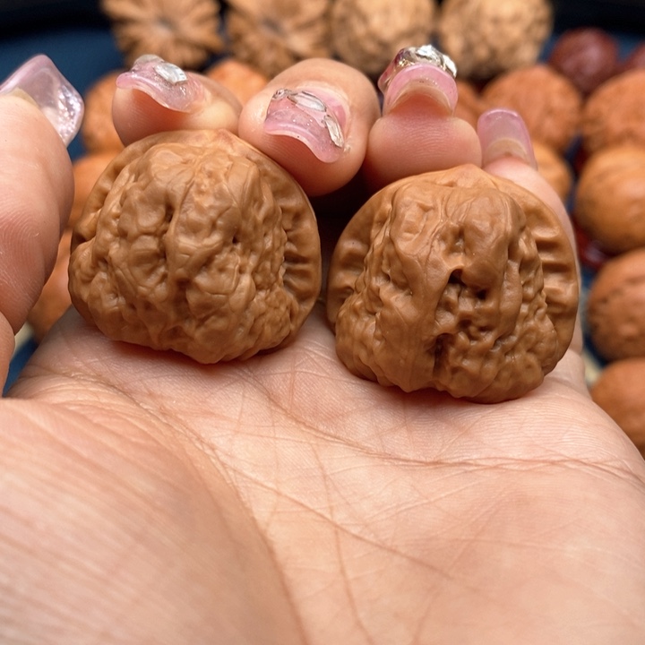 文玩核桃把件小****好手捻