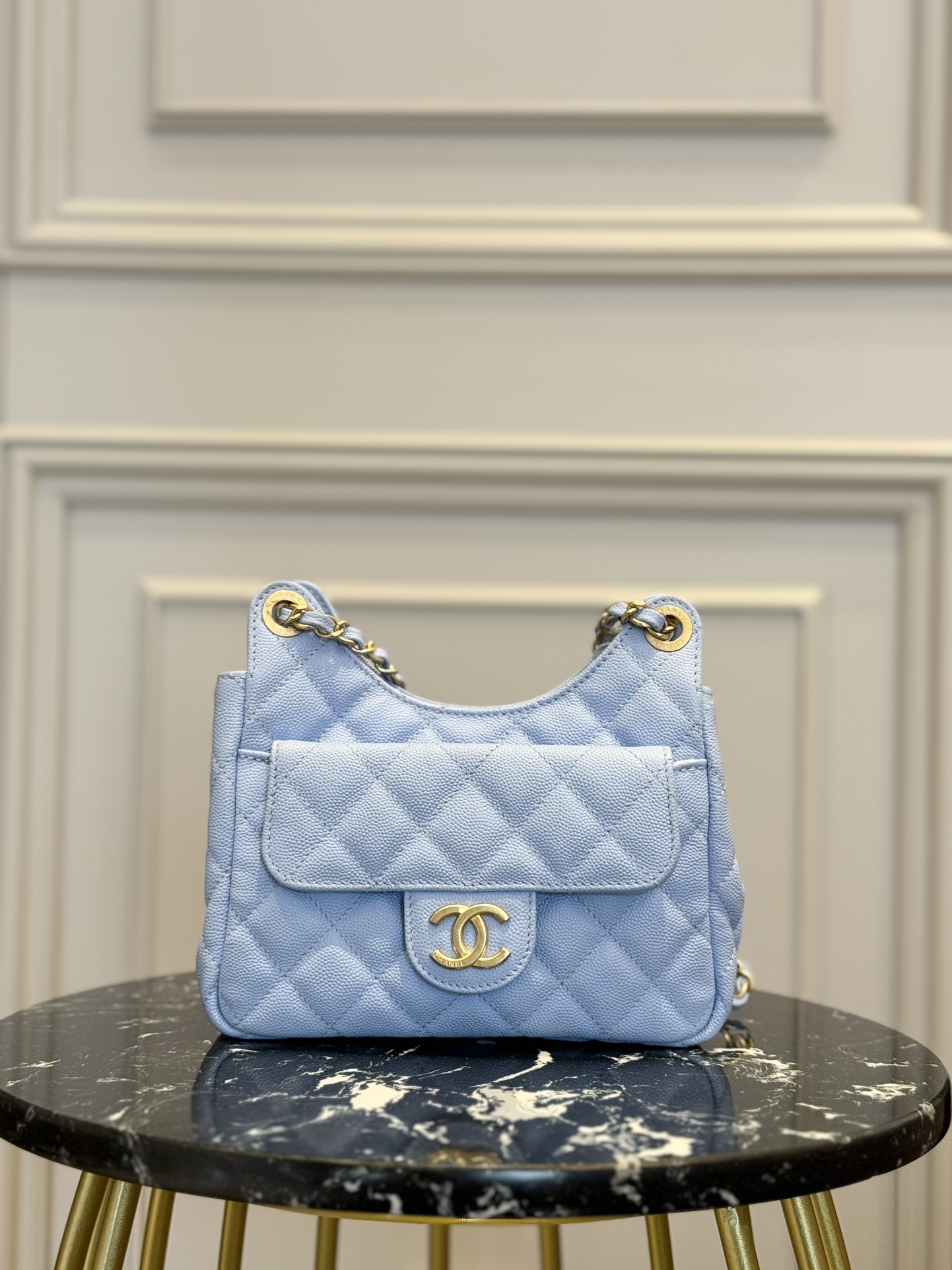 全新未使用 Chanel/香奈儿 chanel 小号蓝天猫精灵/闲置/NB9149