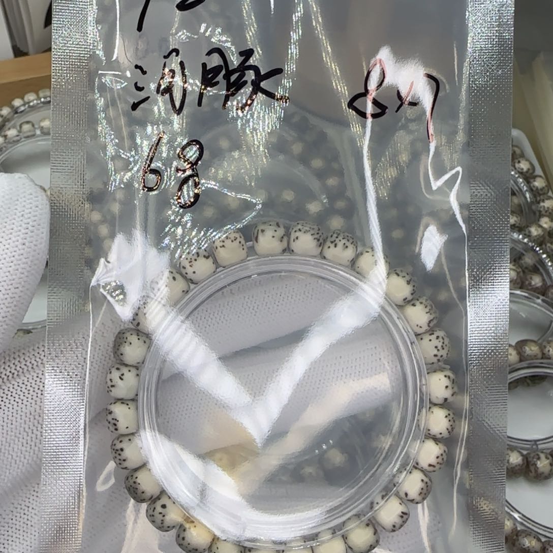 星月菩提手串Y河豚