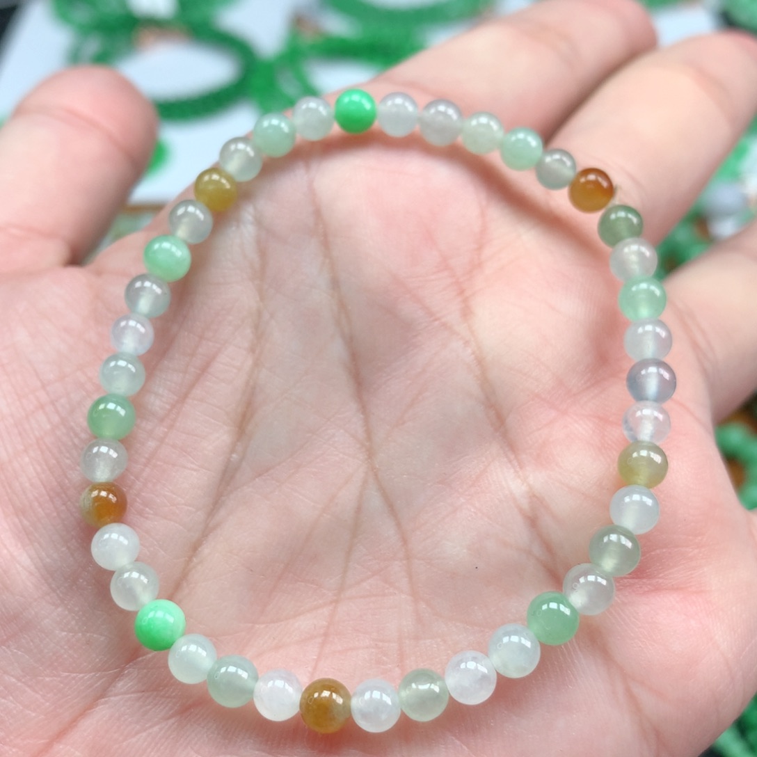 翡翠手链未镶嵌翡翠